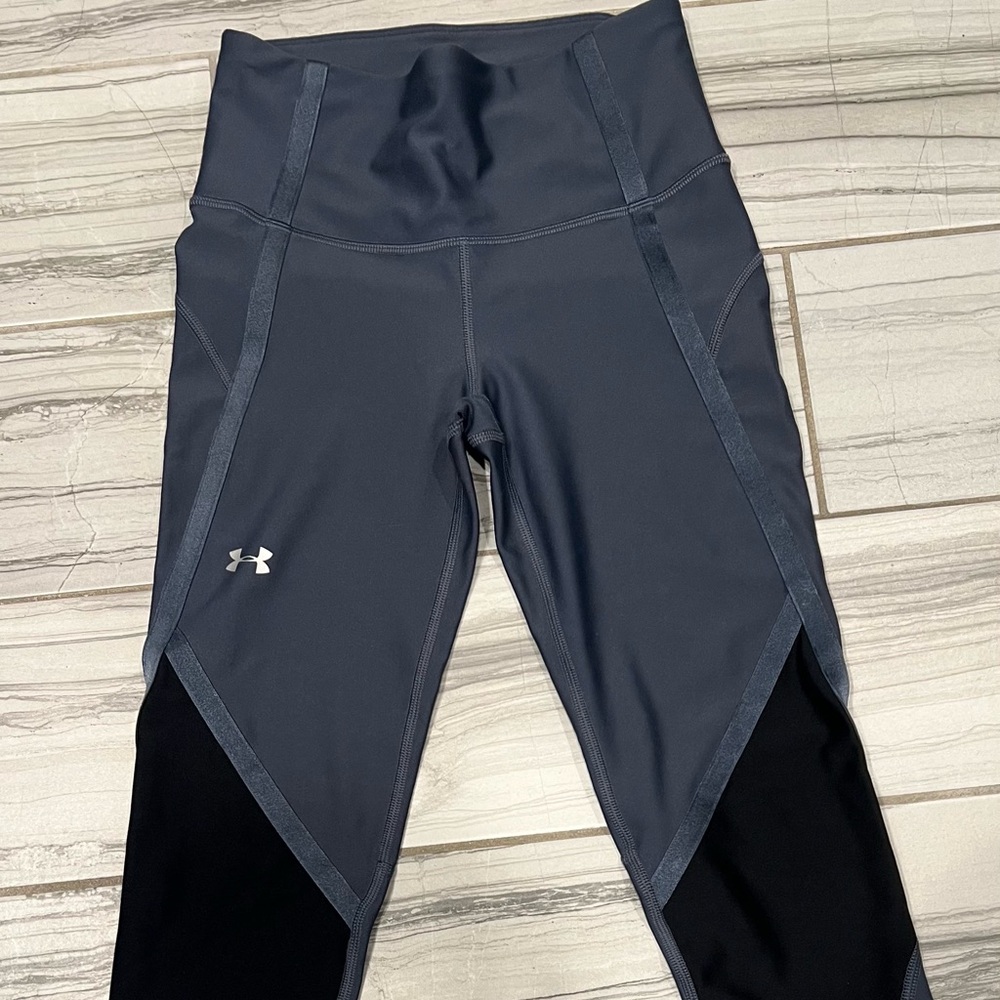 Under Armour xs leggings heat gear
